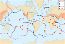Hotspots op een wereldkaart. 1 - divergente plaatgrens; 2 - transforme plaatgrens; 3 - convergente plaatgrens; 4 - diffuse plaatgrens (orogene gordel); 5 - enkele prominente hotspots.Bron: Wikipedia 