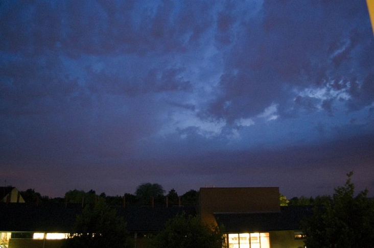 Onweer_25_mei_2009_1200.jpg