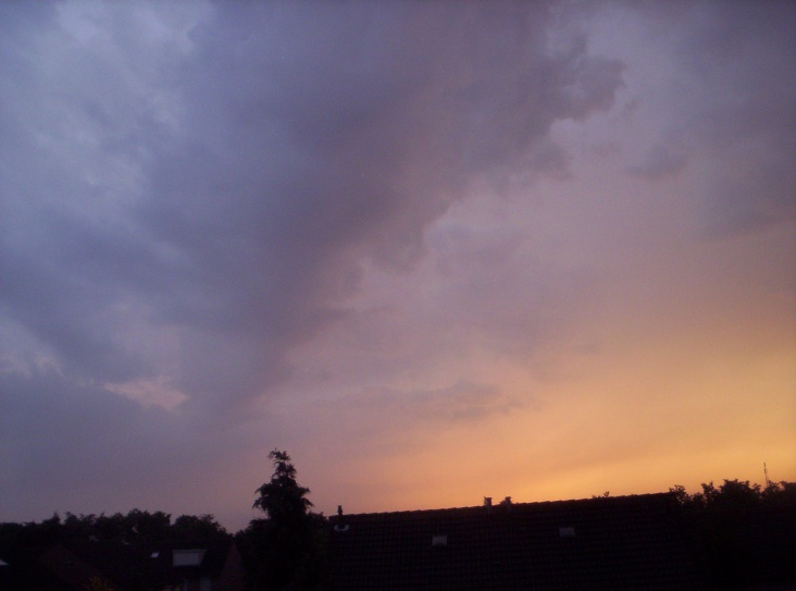 onweer_en_wolken_van_29_juli_2005_009.jpg