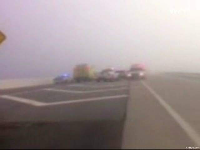 CNN_tenn_fog_car_pile_up_20111201103939_1_640_480.JPG