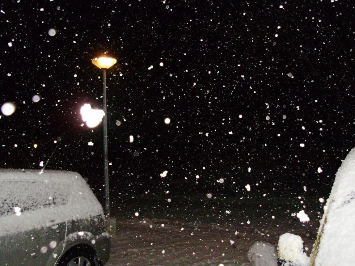 sneeuw_auto2.jpg