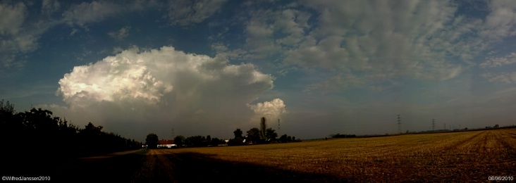 Supercell_8_juni_2010_elst.jpg