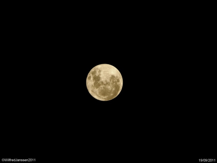 Foto_maan_19_03.jpg
